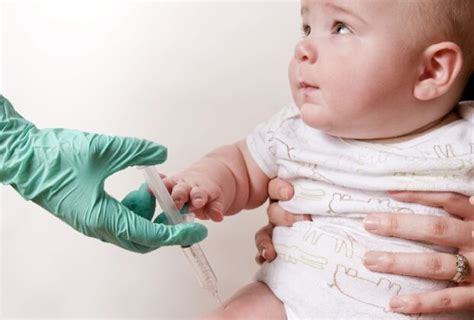 bebeklerde aşı izi